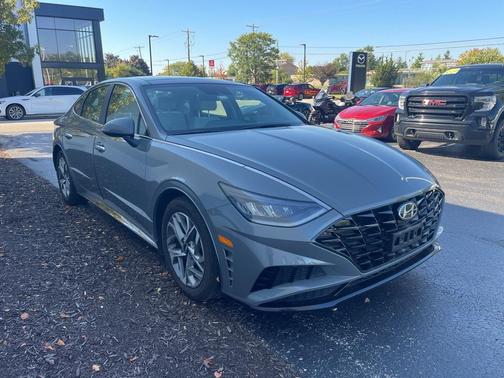 2022 Hyundai SONATA SEL