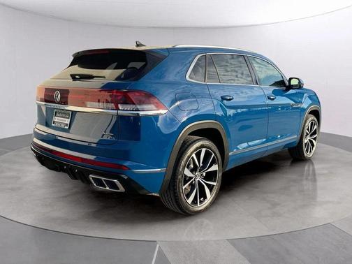 2025 Volkswagen Atlas Cross Sport 2.0T SEL Premium