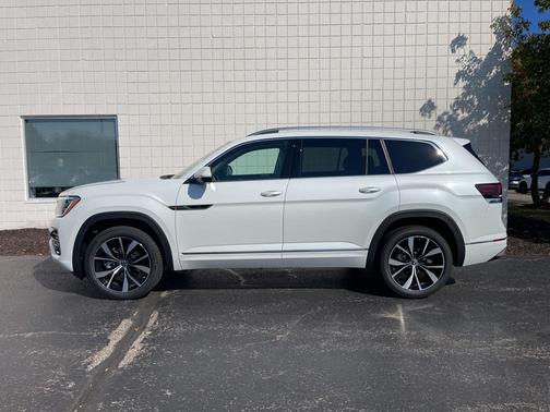 2026 Volkswagen Atlas 2.0T SEL Premium R-Line 4MOTION