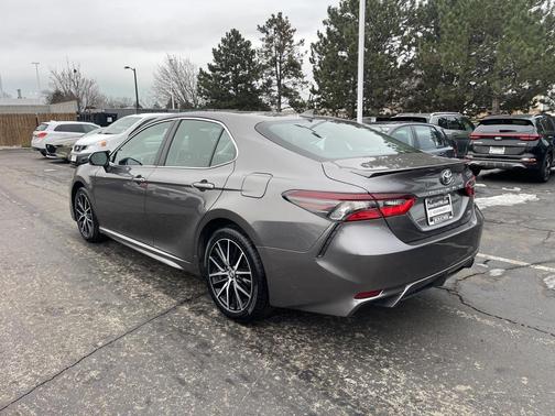 2023 Toyota Camry SE