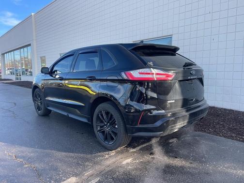 2022 Ford Edge ST Line