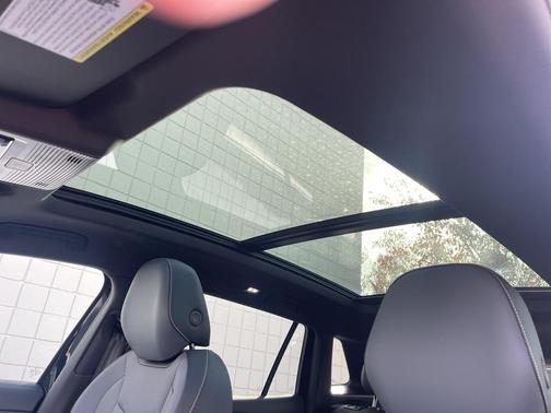 2026 Volkswagen Tiguan 2.0T SE R-Line Black 4MOTION