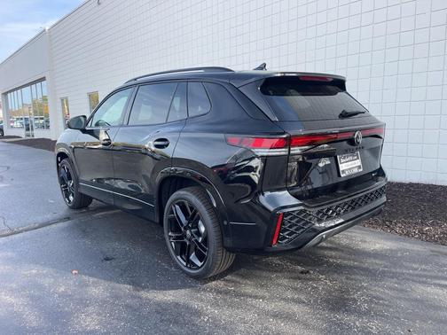 2026 Volkswagen Tiguan 2.0T SE R-Line Black 4MOTION