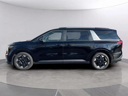 2025 Kia Carnival EX