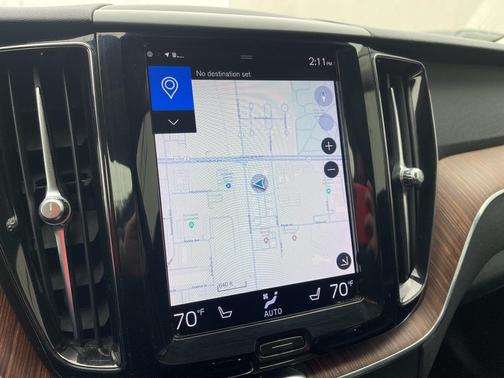 2021 Volvo XC60 T6 Momentum