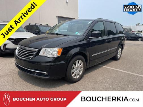 2014 Chrysler Town & Country Touring