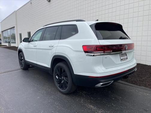 2025 Volkswagen Atlas 2.0T SE w/Technology 4MOTION