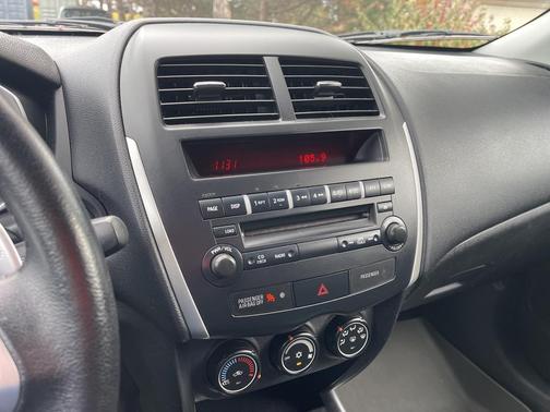 2013 Mitsubishi Outlander Sport ES