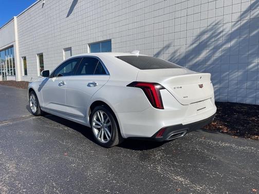 2021 Cadillac CT4 Luxury