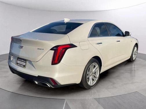 2021 Cadillac CT4 Luxury