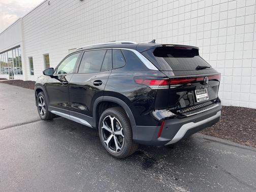 2025 Volkswagen Tiguan 2.0T SE 4MOTION