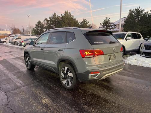 2023 Volkswagen Taos 1.5T SEL