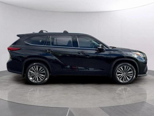 2020 Toyota Highlander Platinum