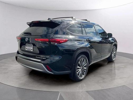 2020 Toyota Highlander Platinum