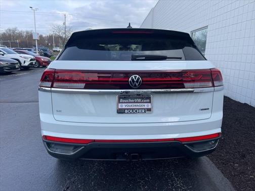 2025 Volkswagen Atlas Cross Sport 2.0T SE w/Technology 4MOTION