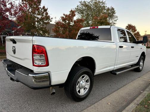 2019 RAM 2500 Tradesman Crew Cab 4x4 8' Box