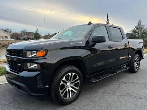 2021 Chevrolet Silverado 1500 Custom