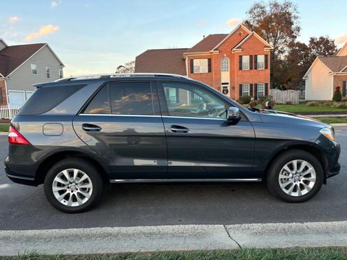2015 Mercedes-Benz M-Class 4MATIC