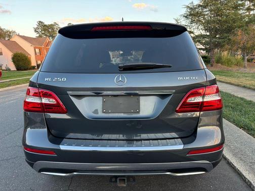 2015 Mercedes-Benz M-Class 4MATIC