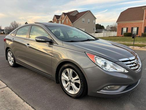 2013 Hyundai SONATA Limited