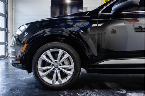 2017 Audi Q7 3.0T Premium