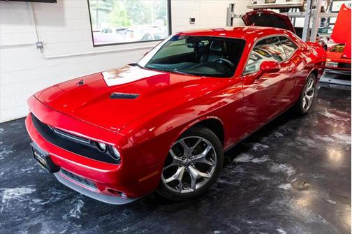 2016 Dodge Challenger SXT
