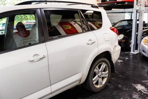 2007 Toyota RAV4 Sport