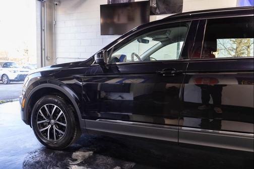 2021 Volkswagen Tiguan 2.0T SE 4MOTION