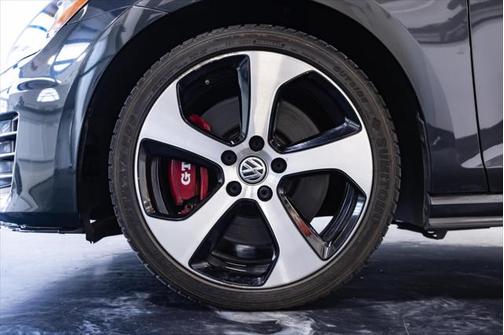 2017 Volkswagen Golf GTI 2.0T S 4-Door
