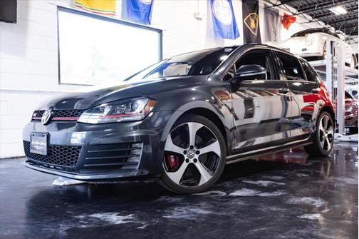 2017 Volkswagen Golf GTI 2.0T S 4-Door