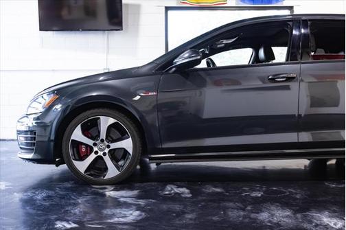 2017 Volkswagen Golf GTI 2.0T S 4-Door