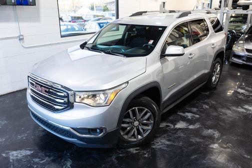 2017 GMC Acadia SLE-2