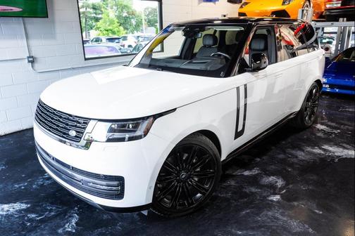 2022 Land Rover Range Rover P400 SE