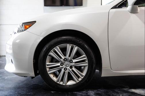 Starfire Pearl 2014 Lexus ES 350 Base