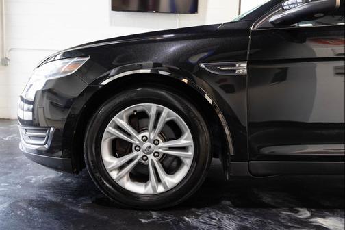 2014 Ford Taurus SEL