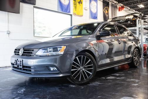 2016 Volkswagen Jetta 1.8T Sport