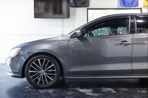 2016 Volkswagen Jetta 1.8T Sport