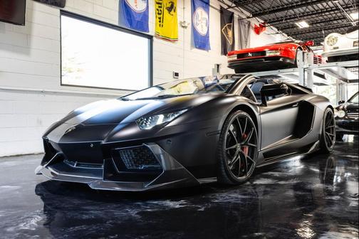 2014 Lamborghini Aventador LP700-4