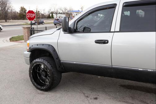 Bright Silver Metallic Clearcoat 2006 Dodge Ram 3500 SLT