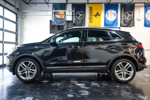 2015 Lincoln MKC Base