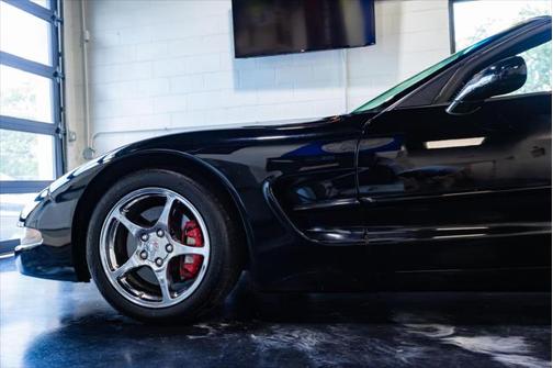 1998 Chevrolet Corvette Base