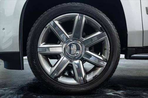 2017 Cadillac Escalade Luxury