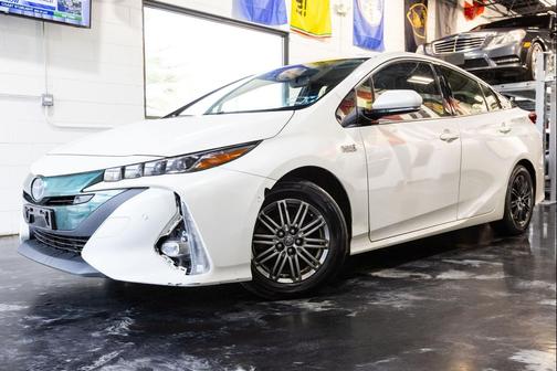 2017 Toyota Prius Prime Plus