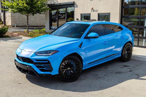 2021 Lamborghini Urus SUV