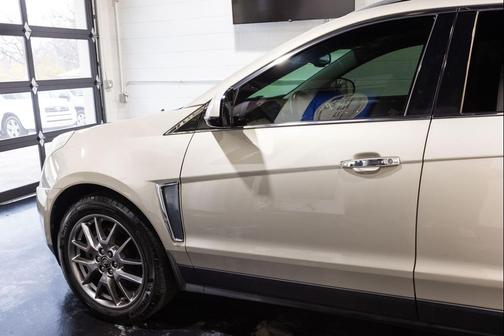 2016 Cadillac SRX Performance Collection