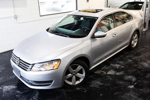 2012 Volkswagen Passat 2.5 SE