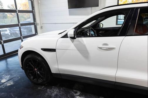 2018 Jaguar F-PACE 25t Prestige