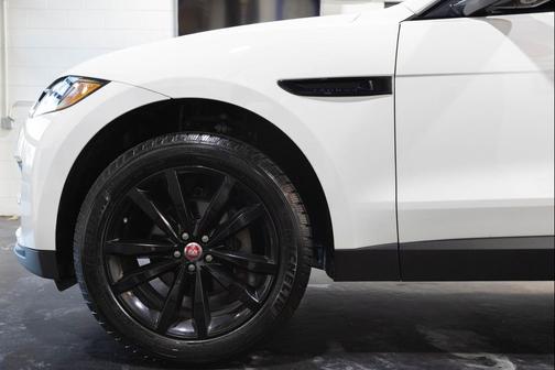 2018 Jaguar F-PACE 25t Prestige