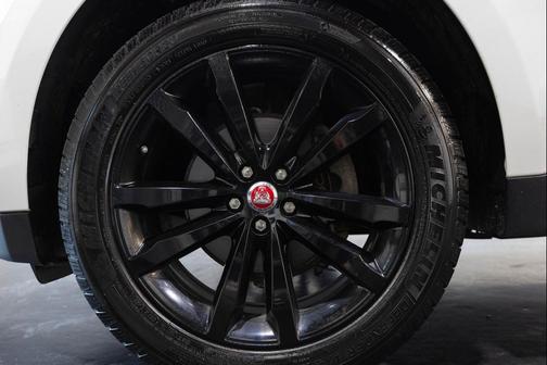 2018 Jaguar F-PACE 25t Prestige