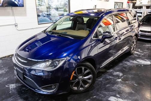 2017 Chrysler Pacifica Limited